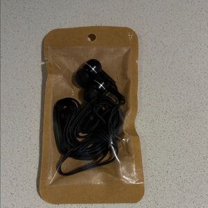 Black Wired Earbuds